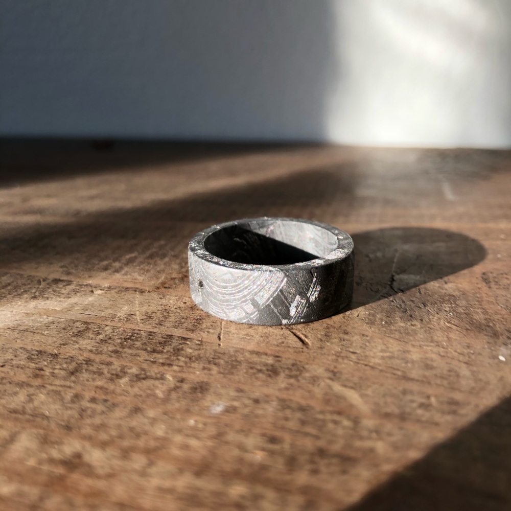 Men’s Women’s Solid Raw Meteorite Ring - 9